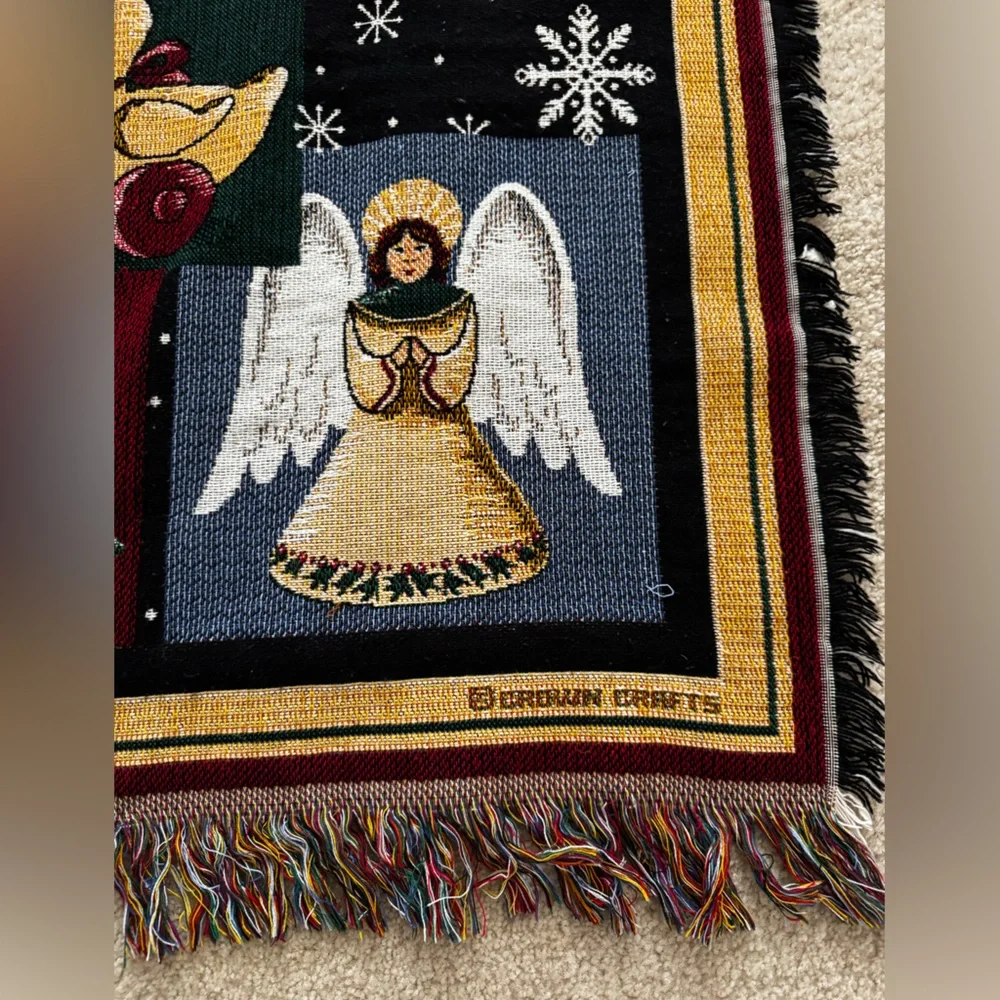 NWOT Christmas Theme Throw Blanket 48” X 60” Multicolor